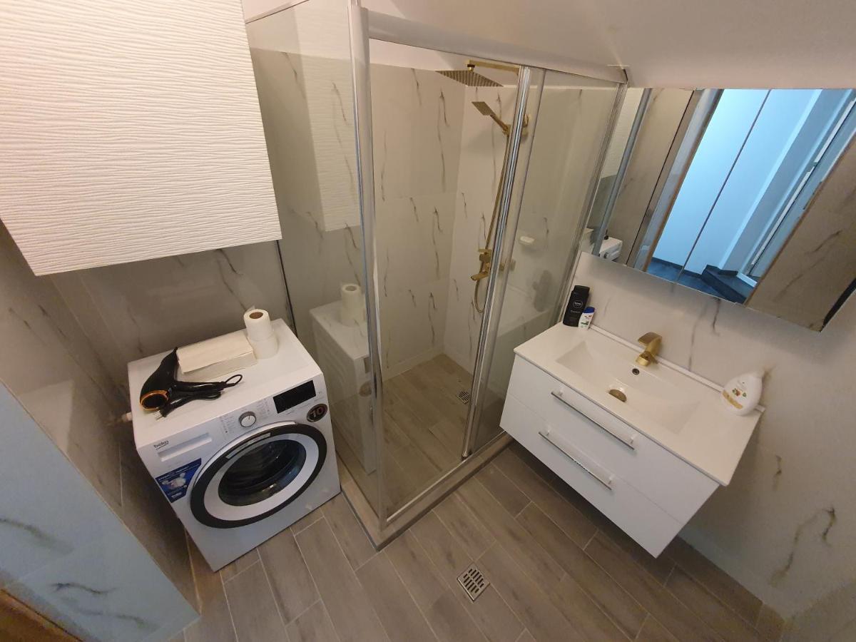 3 Rooms Cinema Garden Parking House Бухарест Экстерьер фото